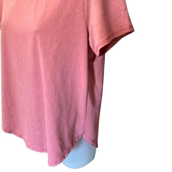 All In Motion Tee Shirt Round Neck Curved Hem Dark Pink Short Sleeves Medium - Picture 2 of 11